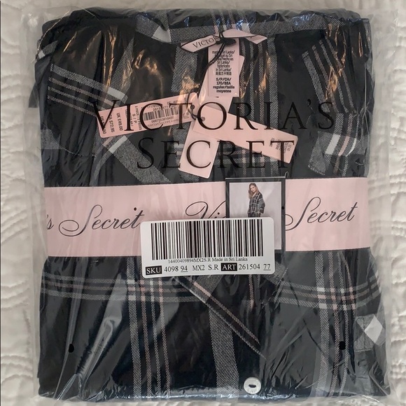 COPY - NWT Victoria’s Secret Valentines Day Pink Black PJ - Picture 2 of 7